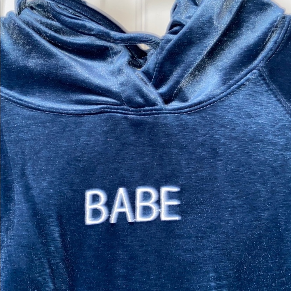 VELOUR HOODIE - Picture 2 of 3